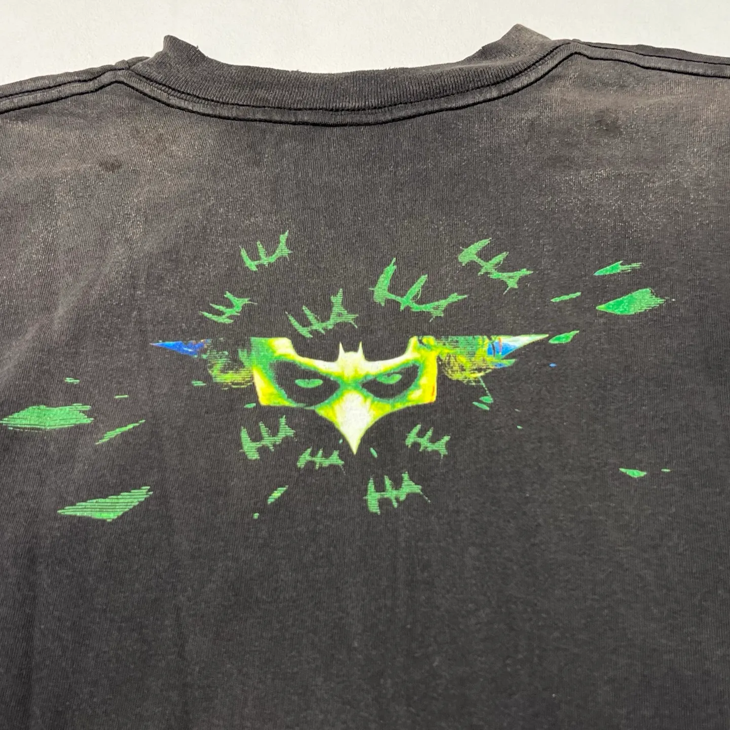 ⚠️This season's most important Batman and Joker IP collaboration SAINT Mxxxxxx x The Dark Knight BTM SS TEE /JOKER/BLACK Dark Knight Batman co-branded Joker character TEE Washed black S-XL Assute ready-to-wear dyeing, faded, re-washed and distressed, authentic proofing, custom-woven correct main mark, washed mark, difference between pictures and production, top-notch printing technology, God restores every pore of the Joker's headshot